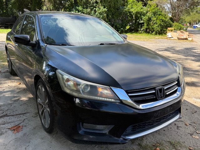 2015 Honda Accord Sport's photo