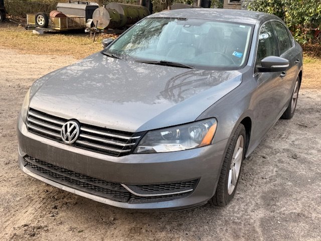 2013 Volkswagen Passat SE