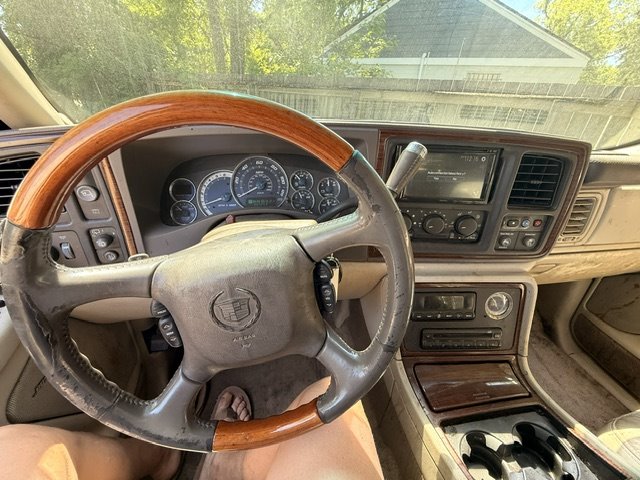 2002 Cadillac Escalade Base - Photo 11