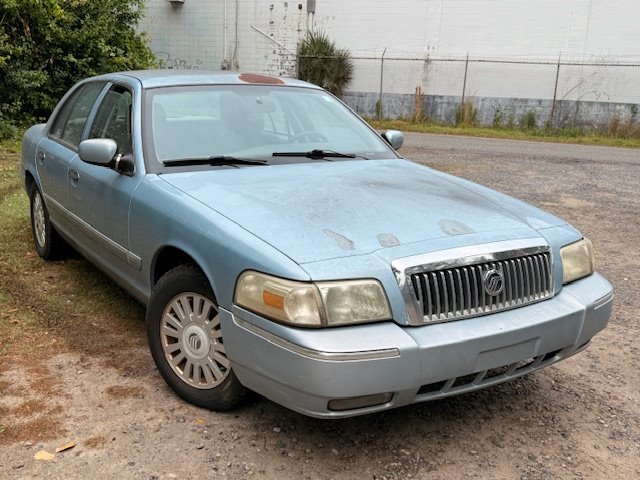 2008 Mercury Grand Marquis LS's photo