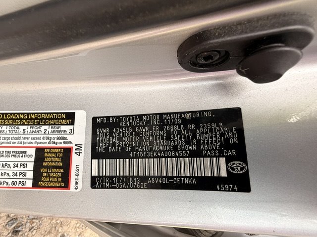 2010 Toyota Camry LE - Photo 10