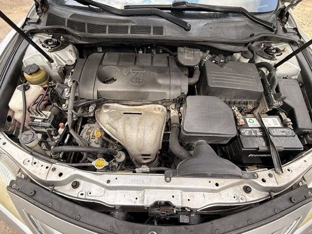 2010 Toyota Camry LE - Photo 15