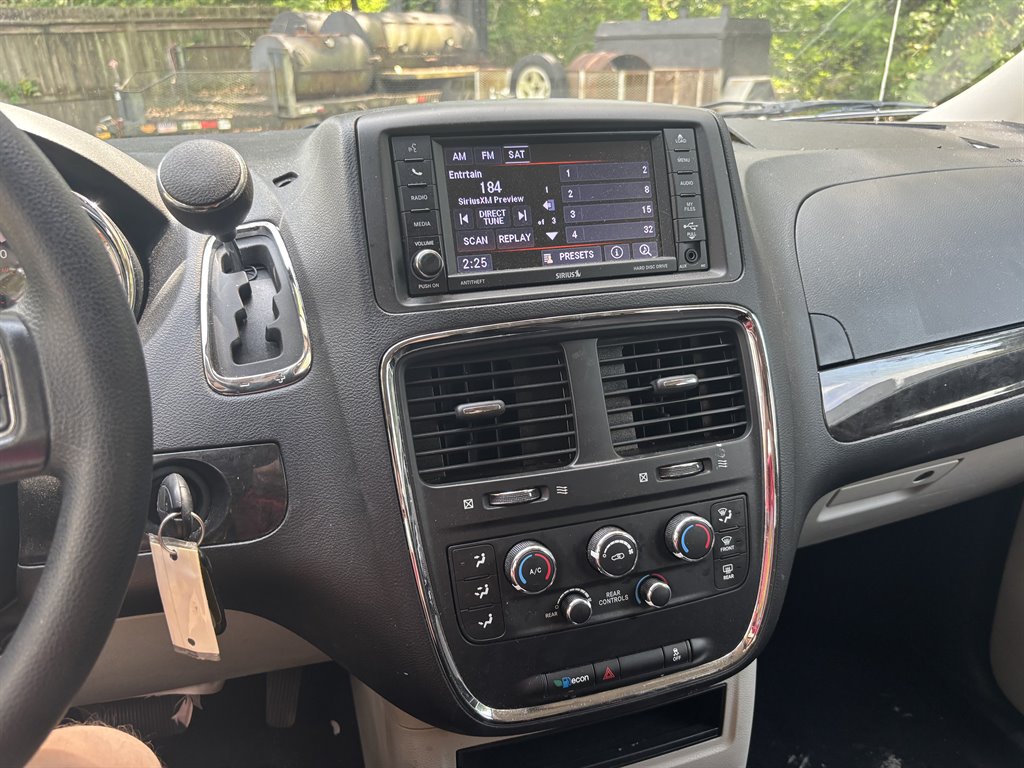 2018 Dodge Grand Caravan SE - Photo 16