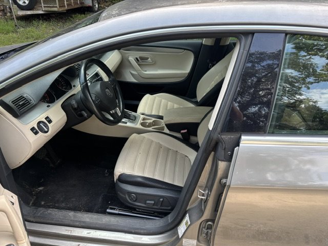 2011 Volkswagen CC Sport - Photo 11