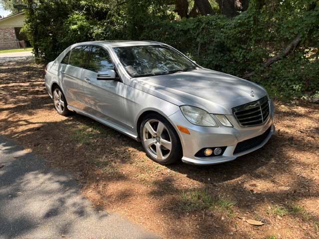 2010 Mercedes-Benz E-Class E350 Sport's photo