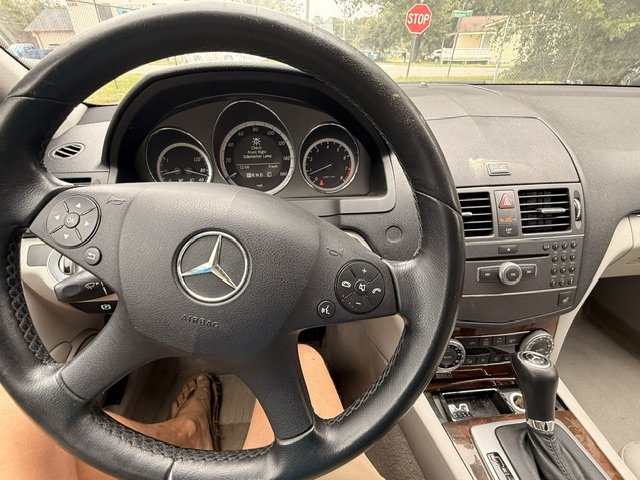 2010 Mercedes-Benz C-Class C300 Sport - Photo 10