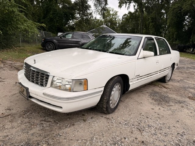 1998 Cadillac DeVille Base